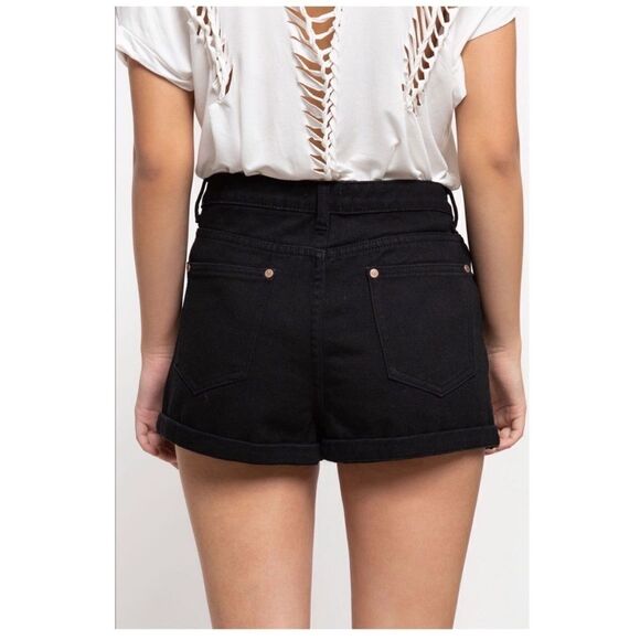 BLACK Denim Shorts With Folded Bottom Band. - Picture 6 of 12